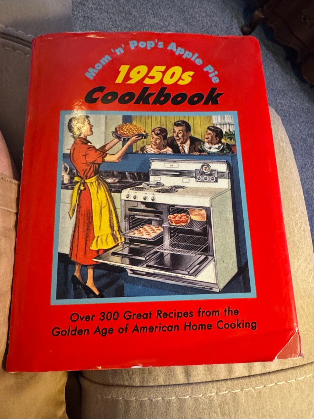 Mom N Pop's Apple Pie 1950s Cookbook Over 300 Great Recipes GUC Vintage